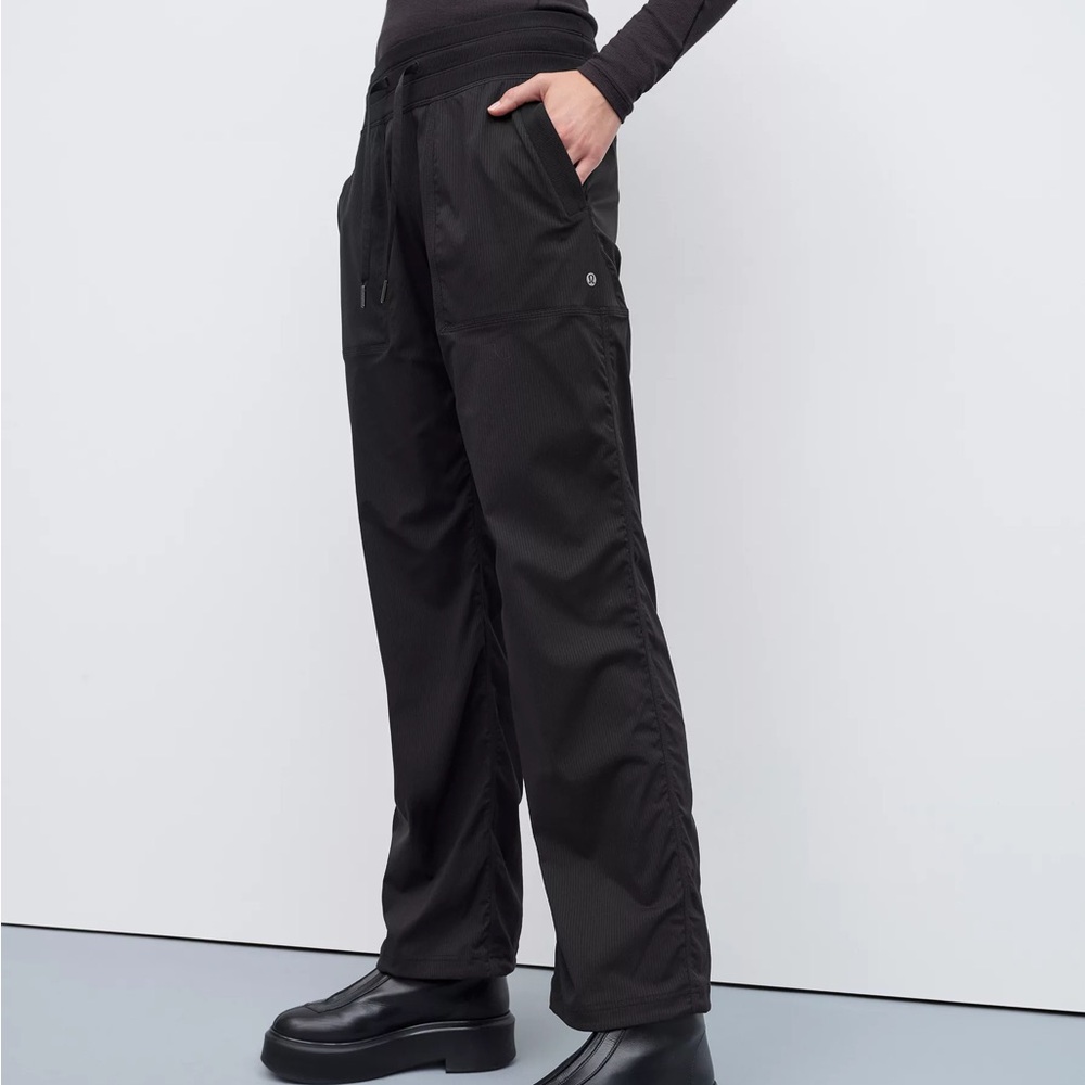 LULULEMON Dance Studio Pants Unlined Size 8 Black